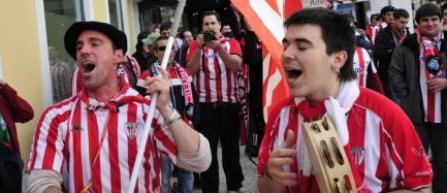 Fani basci la Bucuresti: Am venit sa facem istorie